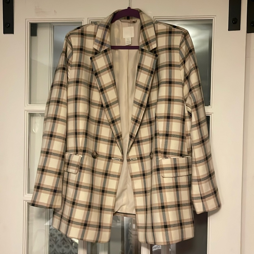 H&M plaid boyfriend blazer